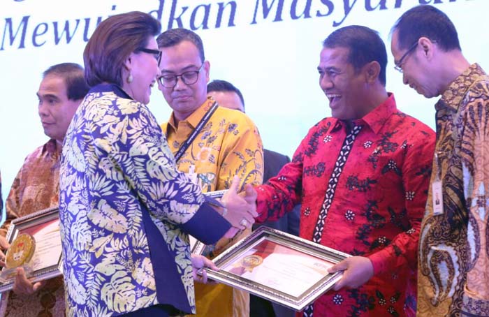 Kementan Raih Penghargaan Sistem Pengendalian Gratifikasi Terbaik dari KPK